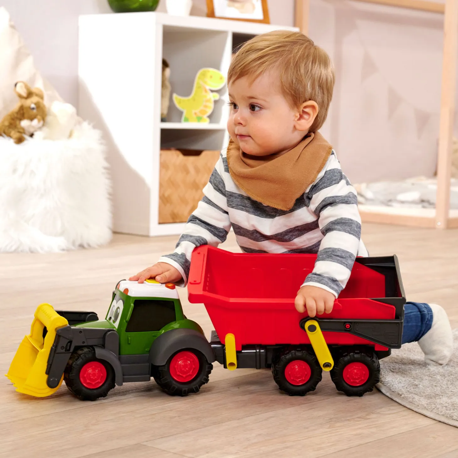 ABC Fendti Tractor met Aanhanger en Boerderij