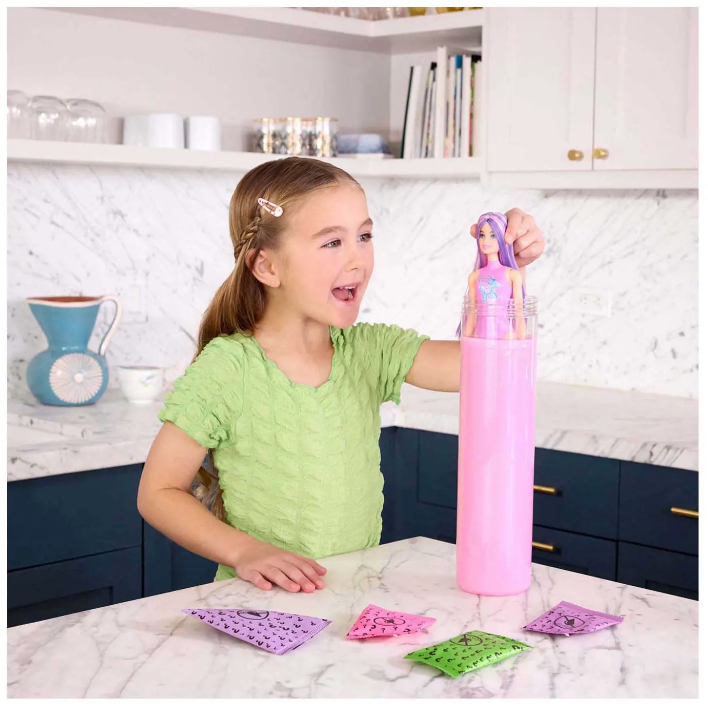 Barbie Color Reveal Pop