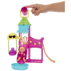 Barbie Skipper Eerste Baantje Waterpark