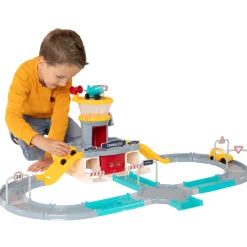 Cavallino Luchthaven met Parkeergarage en Straat