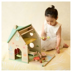 Classic World Houten Poppenhuisje met Tuintje, 10dlg.