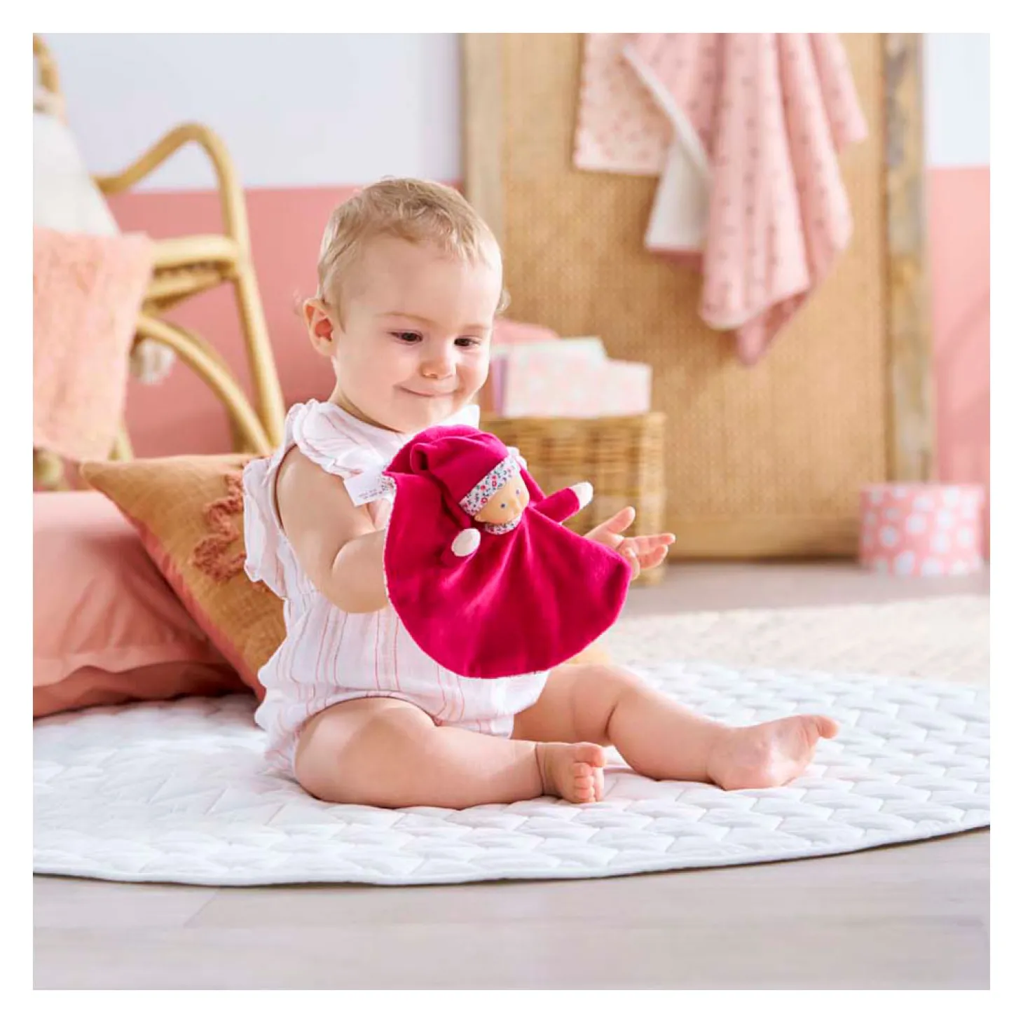 Corolle Tidoudou - Roze Grenadine Knuffeldoek, 17cm