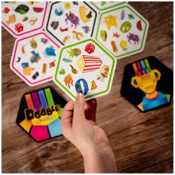 Dobble Connect Kaartspel