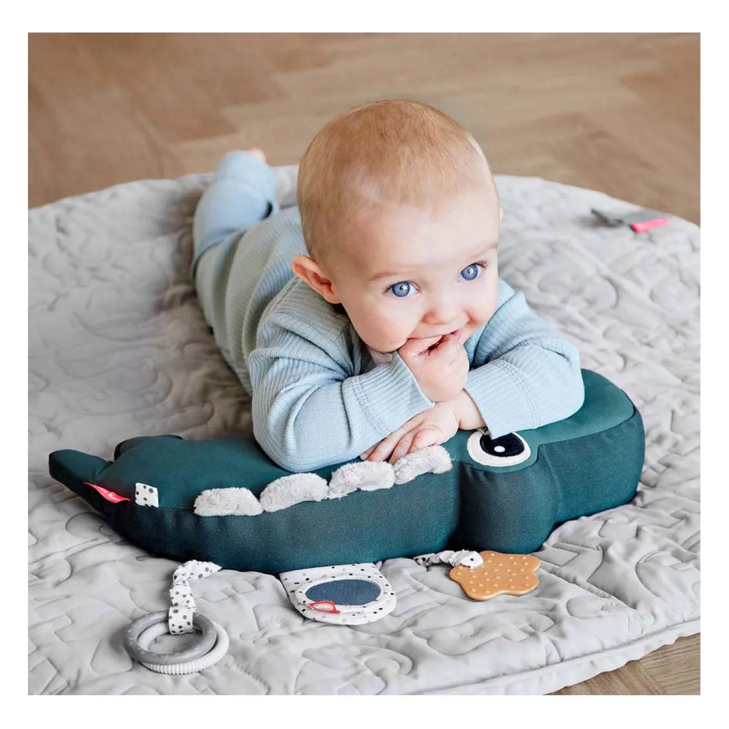 Done by Deer Tummy Time Activiteitenspeeltje Croco Groen