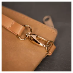 Faux Leather Tasje Bruin, 21x18cm