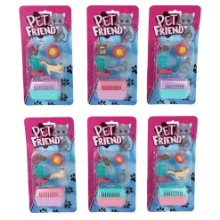 Kat in Reismand met Accessoires