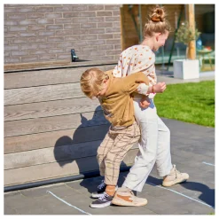 Megableu Wereld Speelplein Buitenspel