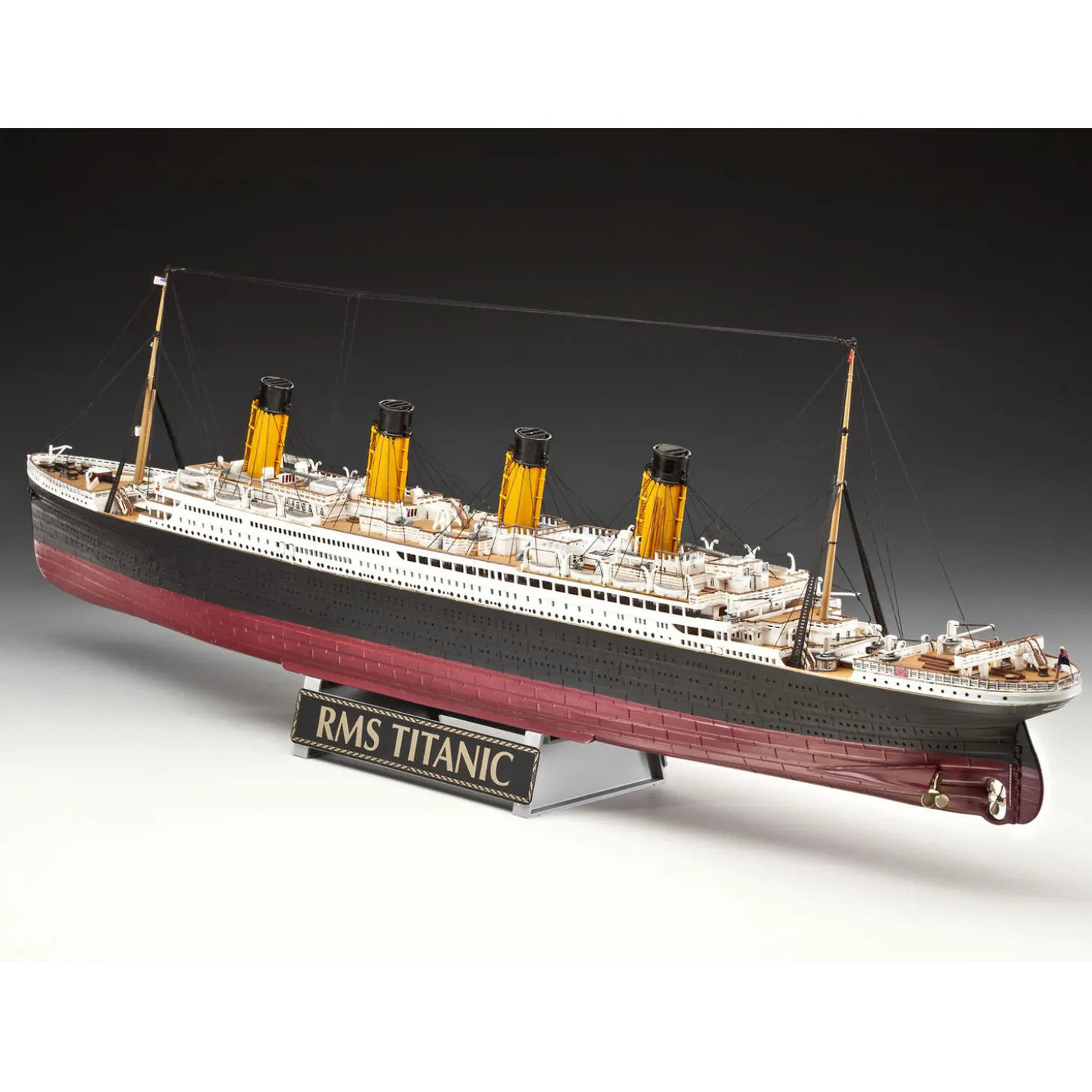 Revell Geschenkset 100 jaar Titanic