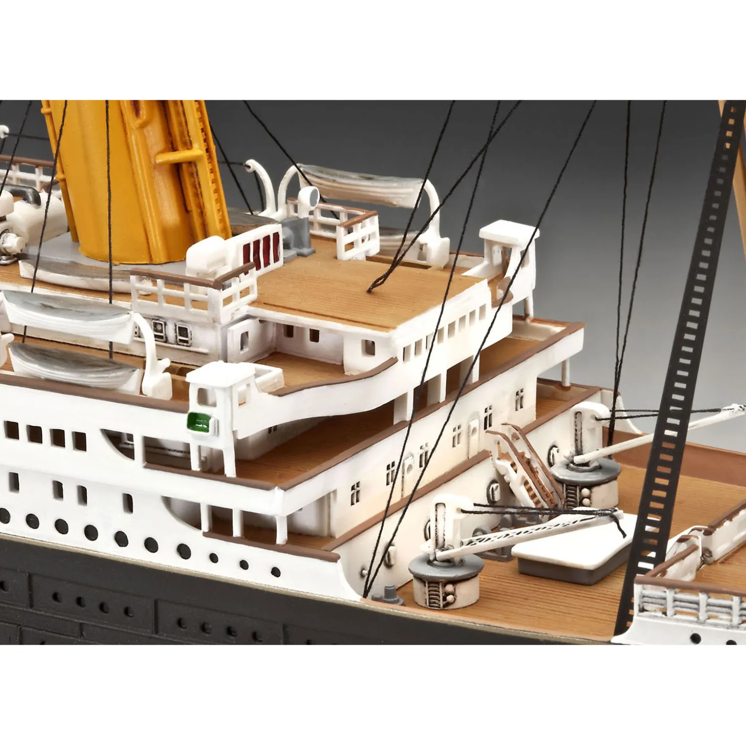 Revell Geschenkset 100 jaar Titanic