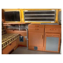 Revell Modelbouwpakket - VW T2 Camper 1:24 - 112dlg.