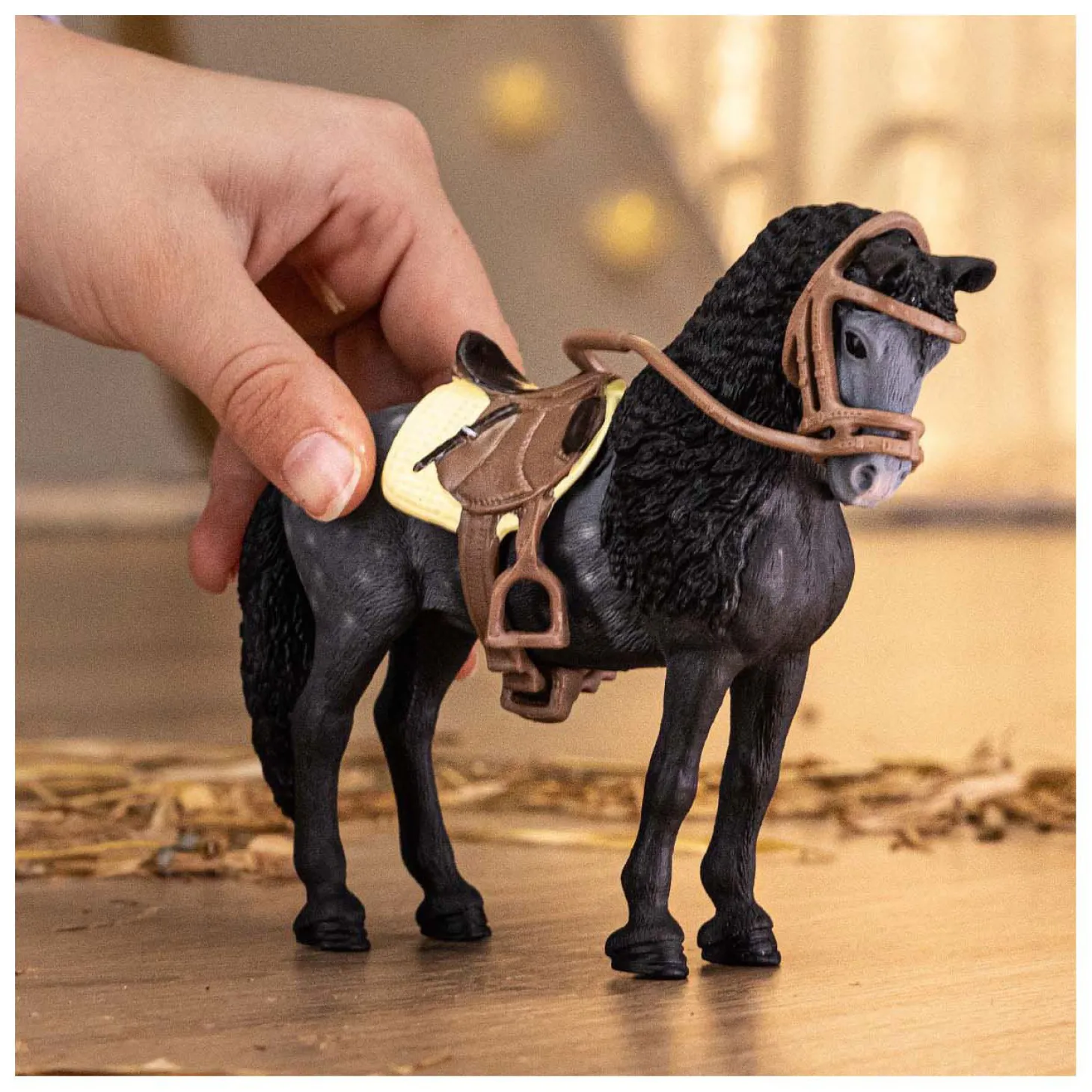 schleich HORSE CLUB Pura Raza Espanola Merrie met Accessoires 42708