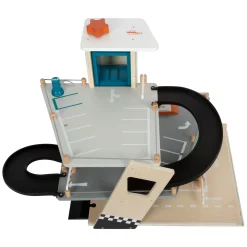 Small Foot - Houten Garage Rally