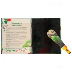 Speuren in het Dinobos + kartonnen zaklamp