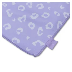 Swim Essentials - Lila Leopard Strandlaken, 135x65cm