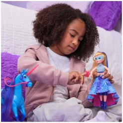 Unicorn Academy - Pop Deluxe Isabel Gemaskerd Bal - 24 cm